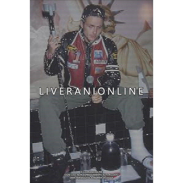 DIAP-RETROSPETTIVA LORENZO JOVANOTTI CANTANTE NELLA FOTO LORENZO JOVANOTTI PRESENTA IL SUO NUOVO DISCO “LA TRIBU\' CHE BALLA “NELL\'ANNO 1991 AG ALDO LIVERANI SAS