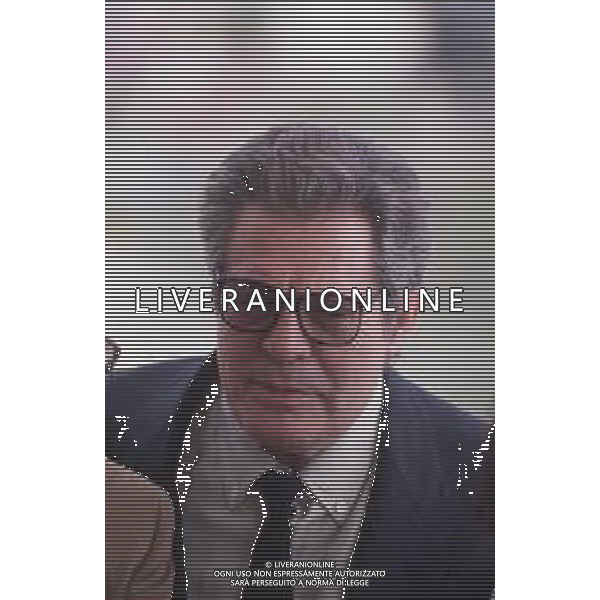 DIAP-RETROSPETTIVA MARCELLO MASTROIANNI ATTORE NELLA FOTO MARCELLO MASTROIANNI A CANNES NELL\'ANNO 1989 AG ALDO LIVERANI SAS