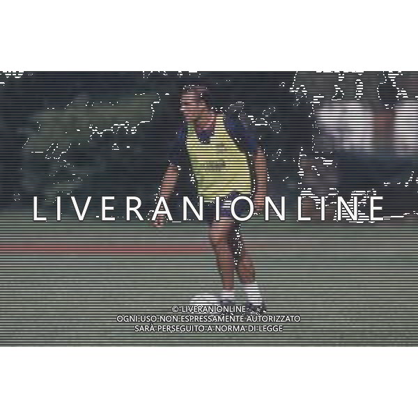 DIAP-RETROSPETTIVA CHRISTIAN LANTIGNOTTI CALCIATORE NELLA FOTO CHRISTIAN LANTIGNOTTI CON LA MAGLIA DEL CAGLIARI CALCIO NELL\'ANNO 1994 AG ALDO LIVERANI SAS 