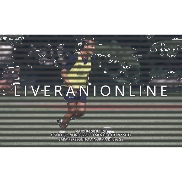 DIAP-RETROSPETTIVA CHRISTIAN LANTIGNOTTI CALCIATORE NELLA FOTO CHRISTIAN LANTIGNOTTI CON LA MAGLIA DEL CAGLIARI CALCIO NELL\'ANNO 1994 AG ALDO LIVERANI SAS 
