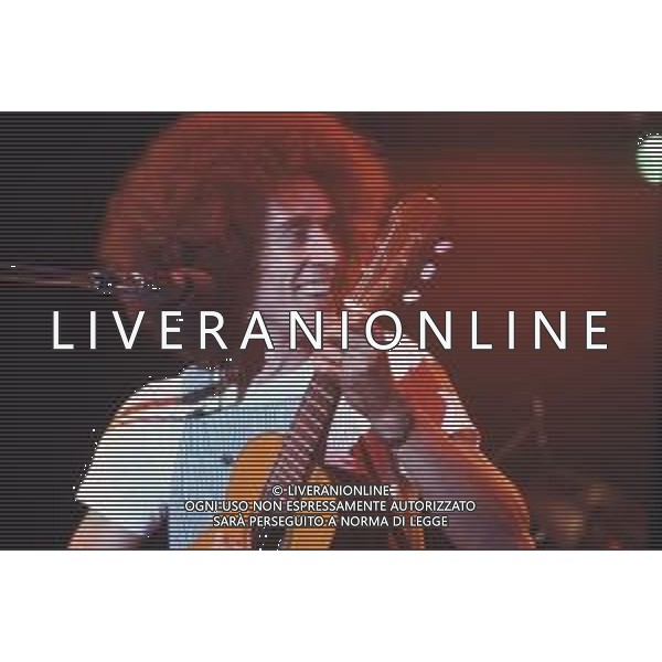 DIAP-RETROSPETTIVA ANGELO BRANDUARDI CANTANTE NELLA FOTO ANGELO BRANDUARDI AG ALDO LIVERANI SAS 