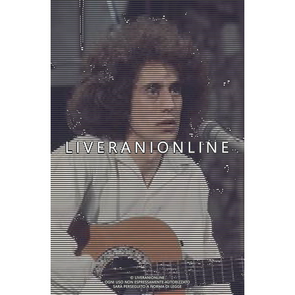 DIAP-RETROSPETTIVA ANGELO BRANDUARDI CANTANTE NELLA FOTO ANGELO BRANDUARDI AG ALDO LIVERANI SAS 
