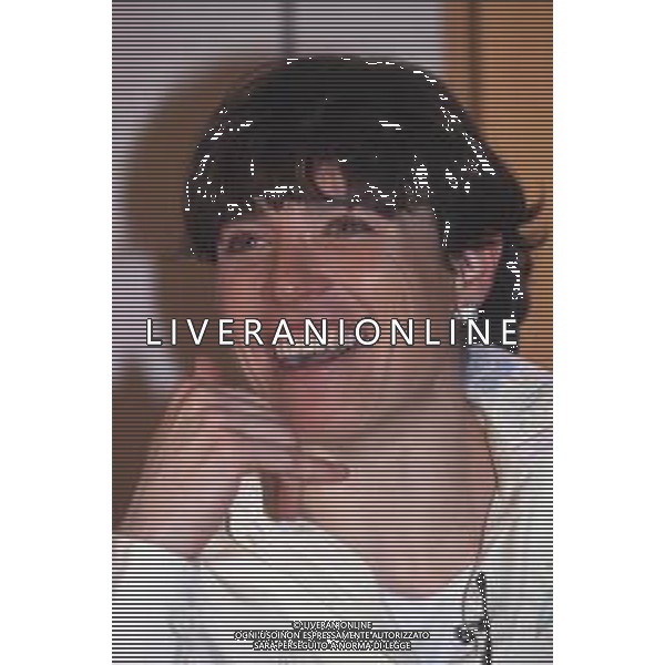 DIAP-RETROSPETTIVA MANUELA DI CENTA FONDISTA NELLA FOTO MANUELA DI CENTA OSPITE DELLA REDAZIONE DELLA GAZZETTA DELLO SPORT NELL\'ANNO 1996 AG ALDO LIVERANI SAS DIAP-RETROSPETTIVA MANUELA DI CENTA FONDISTA NELLA FOTO MANUELA DI CENTA NELL\'\'ANNO 1996 OSPITE DELLA REDAZIONE GAZZETTA DELLO SPORT PER UN INTERVISTA NELL\'ANNO 1996 AG ALDO LIVERANI SAS