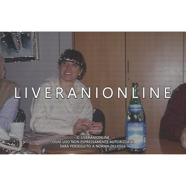 DIAP-RETROSPETTIVA MANUELA DI CENTA FONDISTA NELLA FOTO MANUELA DI CENTA OSPITE DELLA REDAZIONE DELLA GAZZETTA DELLO SPORT NELL\'ANNO 1996 AG ALDO LIVERANI SAS DIAP-RETROSPETTIVA MANUELA DI CENTA FONDISTA NELLA FOTO MANUELA DI CENTA NELL\'\'ANNO 1996 OSPITE DELLA REDAZIONE GAZZETTA DELLO SPORT PER UN INTERVISTA NELL\'ANNO 1996 AG ALDO LIVERANI SAS