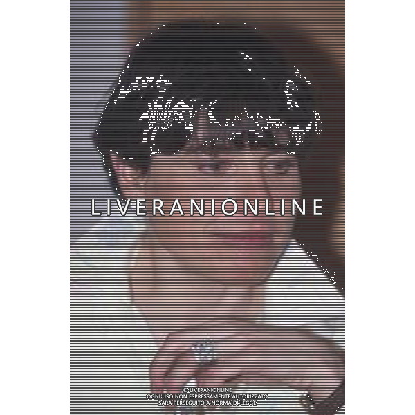 DIAP-RETROSPETTIVA MANUELA DI CENTA FONDISTA NELLA FOTO MANUELA DI CENTA OSPITE DELLA REDAZIONE DELLA GAZZETTA DELLO SPORT NELL\'ANNO 1996 AG ALDO LIVERANI SAS DIAP-RETROSPETTIVA MANUELA DI CENTA FONDISTA NELLA FOTO MANUELA DI CENTA NELL\'\'ANNO 1996 OSPITE DELLA REDAZIONE GAZZETTA DELLO SPORT PER UN INTERVISTA NELL\'ANNO 1996 AG ALDO LIVERANI SAS