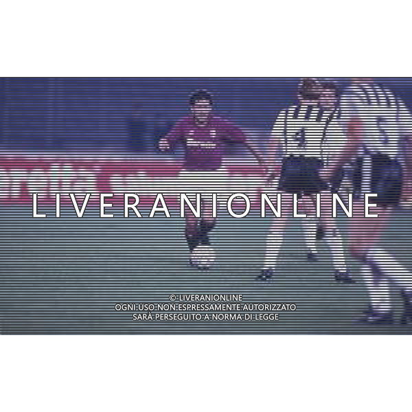 DIAP-RETROSPETTIVA GIORGIO BRESCIANI CALCIATORE NELLA FOTO GIORGIO BRESCIANI CON LA MAGLIA DEL TORINO AG ALDO LIVERANI SAS