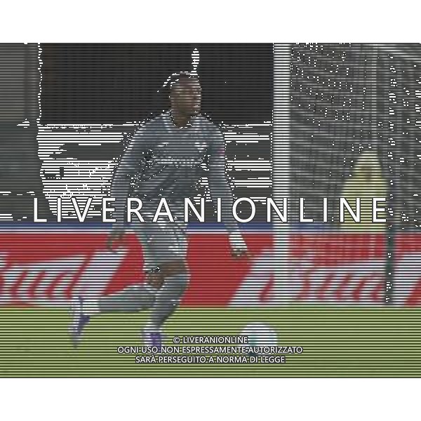 Armel Bella-Kotchap of Hellas Verona FC play the ball during Hellas Verona FC vs Venezia FC, 16° leg of Coppa Italia Frecciarossa 2025-26 game at Marcantonio Bentegodi stadium in Verona (VR), Italy, on September 24, 2025. (Photo by Davide Casentini)- AGENZIA ALDO LIVERANI SAS
