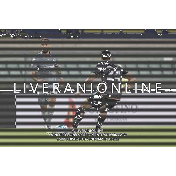 Grigoris Kastanos of Hellas Verona FC play the ball during Hellas Verona FC vs Venezia FC, 16° leg of Coppa Italia Frecciarossa 2025-26 game at Marcantonio Bentegodi stadium in Verona (VR), Italy, on September 24, 2025. (Photo by Davide Casentini)- AGENZIA ALDO LIVERANI SAS