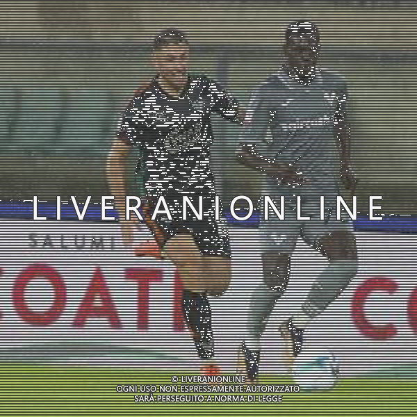 Fallou Cham of Hellas Verona FC competes for the ball with Antonio Casas of Venezia FC during Hellas Verona FC vs Venezia FC, 16° leg of Coppa Italia Frecciarossa 2025-26 game at Marcantonio Bentegodi stadium in Verona (VR), Italy, on September 24, 2025. (Photo by Davide Casentini)- AGENZIA ALDO LIVERANI SAS