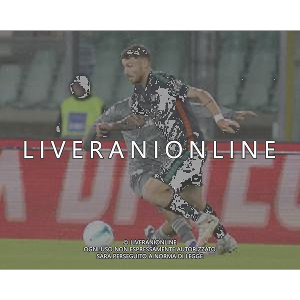 Antoine Hainaut of Venezia FC play the ball during Hellas Verona FC vs Venezia FC, 16° leg of Coppa Italia Frecciarossa 2025-26 game at Marcantonio Bentegodi stadium in Verona (VR), Italy, on September 24, 2025. (Photo by Davide Casentini)- AGENZIA ALDO LIVERANI SAS