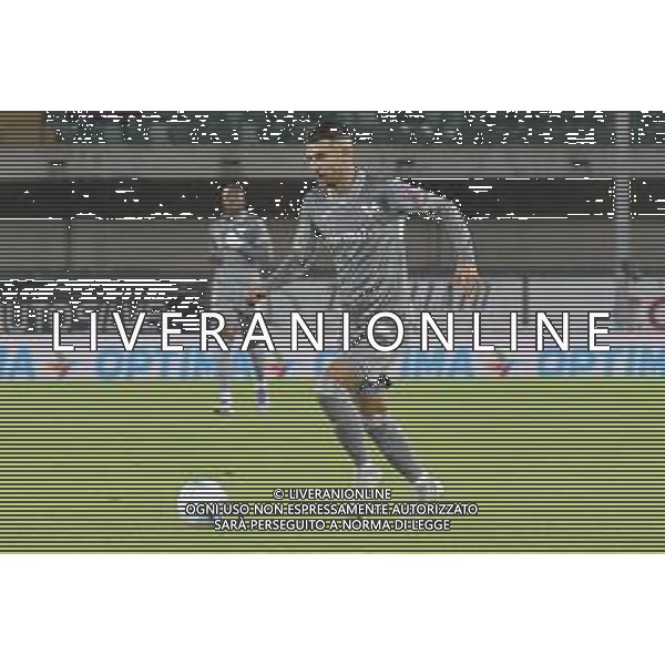 Jesus Santiago Perez "Yellu" of Hellas Verona FC play the ball during Hellas Verona FC vs Venezia FC, 16° leg of Coppa Italia Frecciarossa 2025-26 game at Marcantonio Bentegodi stadium in Verona (VR), Italy, on September 24, 2025. (Photo by Davide Casentini)- AGENZIA ALDO LIVERANI SAS