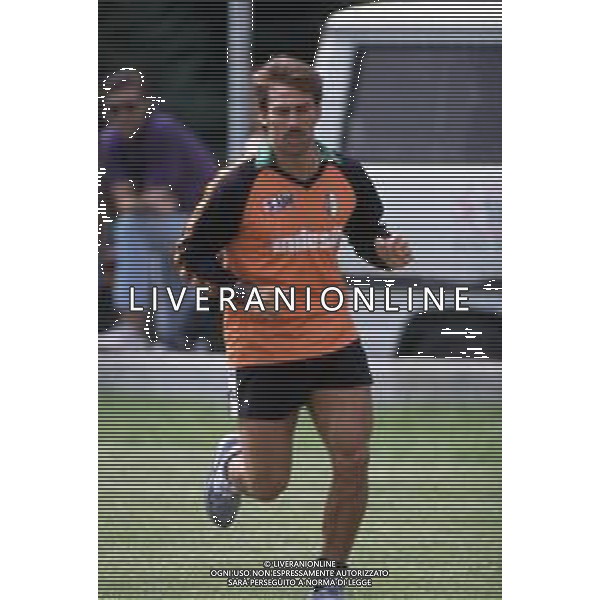 DIAP-RETROSPETTIVA MARTIN VASQUEZ CALCIATORE NELLA FOTO MARTIN VASQUEZ CON LA MAGLIA DEL TORINO CALCIO NELL\'ANNO 1990-1991 AG ALDO LIVERANI SAS