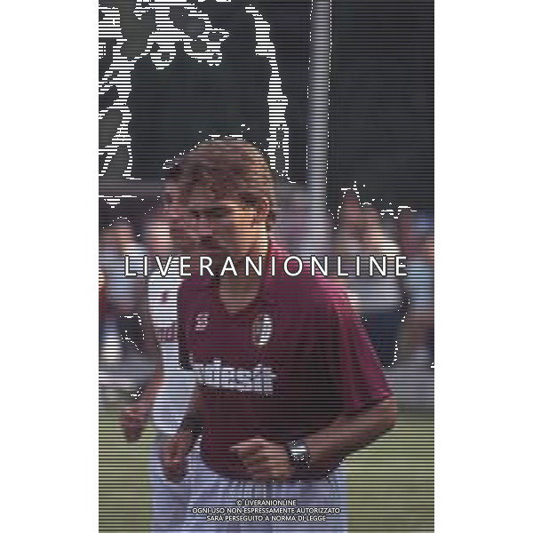 DIAP-RETROSPETTIVA MARTIN VASQUEZ CALCIATORE NELLA FOTO MARTIN VASQUEZ CON LA MAGLIA DEL TORINO CALCIO NELL\'ANNO 1990-1991 AG ALDO LIVERANI SAS