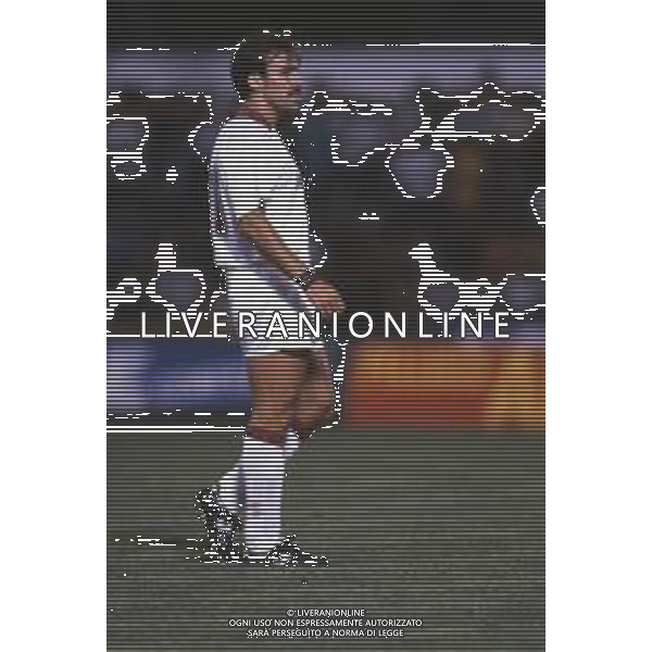 DIAP-RETROSPETTIVA MARTIN VASQUEZ CALCIATORE NELLA FOTO MARTIN VASQUEZ CON LA MAGLIA DEL TORINO CALCIO NELL\'ANNO 1990-1991 AG ALDO LIVERANI SAS