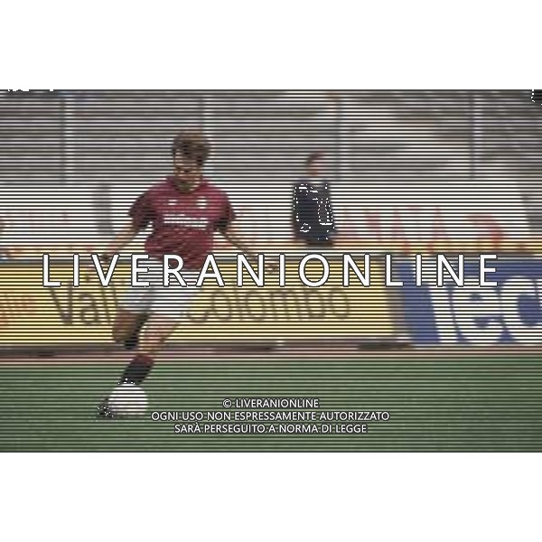 DIAP-RETROSPETTIVA MARTIN VASQUEZ CALCIATORE NELLA FOTO MARTIN VASQUEZ CON LA MAGLIA DEL TORINO CALCIO NELL\'ANNO 1990-1991 AG ALDO LIVERANI SAS