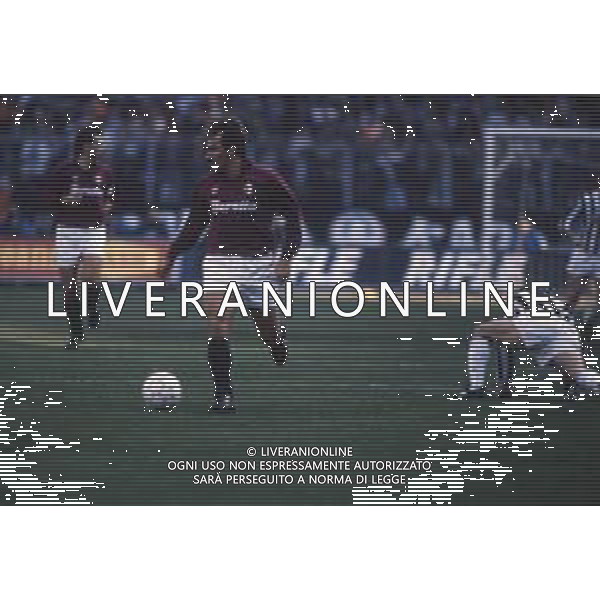 DIAP-RETROSPETTIVA MARTIN VASQUEZ CALCIATORE NELLA FOTO MARTIN VASQUEZ CON LA MAGLIA DEL TORINO CALCIO NELL\'ANNO 1990-1991 AG ALDO LIVERANI SAS