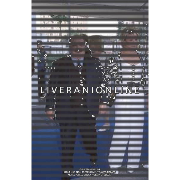 DIAP-RETROSPETTIVA MARIA DE FILIPPI CONDUTTRICE TELEVISIVA E PRODUTTRICE TELEVISIVA NELLA FOTO MARIA DE FILIPPI ALLA CONSEGNA DEI TELEGATTI A MILANO NELL\'ANNO 1994 CON MAURIZIO COSTANZO AG ALDO LIVERANI SAS
