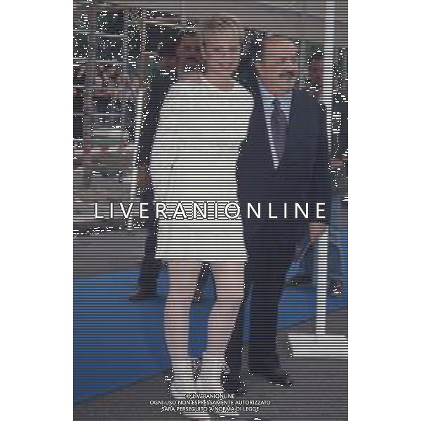 DIAP-RETROSPETTIVA MARIA DE FILIPPI CONDUTTRICE TELEVISIVA E PRODUTTRICE TELEVISIVA NELLA FOTO MARIA DE FILIPPI ALLA CONSEGNA DEI TELEGATTI A MILANO NELL\'ANNO 1994 CON MAURIZIO COSTANZO AG ALDO LIVERANI SAS