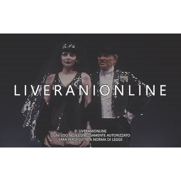 DIAP-RETROSPETTIVA GIORGIO ALBERTAZZI ATTORE NELLA FOTO GIORGIO ALBERTAZZI IN UNA COMMEDIA TEATRALE CON MARIANGELA D\'ABBRACCIO AG ALDO LIVERANI SAS