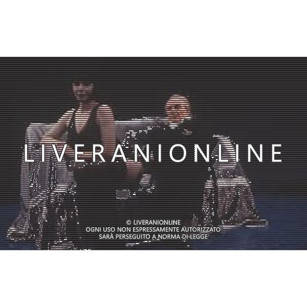 DIAP-RETROSPETTIVA GIORGIO ALBERTAZZI ATTORE NELLA FOTO GIORGIO ALBERTAZZI IN UNA COMMEDIA TEATRALE CON MARIANGELA D\'ABBRACCIO AG ALDO LIVERANI SAS