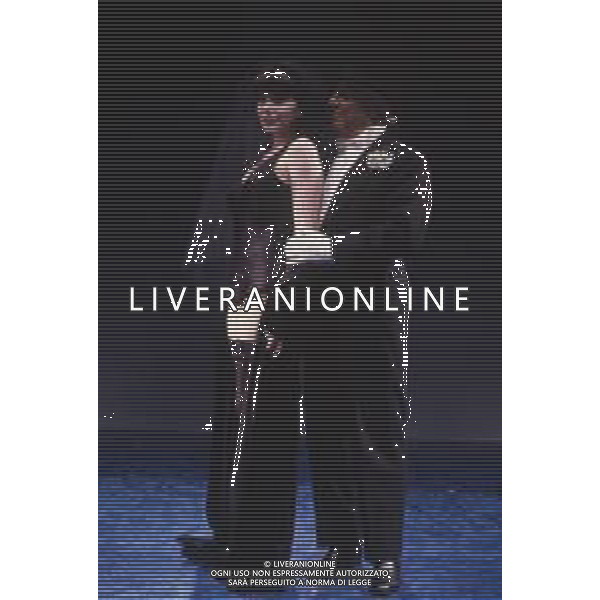 DIAP-RETROSPETTIVA GIORGIO ALBERTAZZI ATTORE NELLA FOTO GIORGIO ALBERTAZZI IN UNA COMMEDIA TEATRALE CON MARIANGELA D\'ABBRACCIO AG ALDO LIVERANI SAS