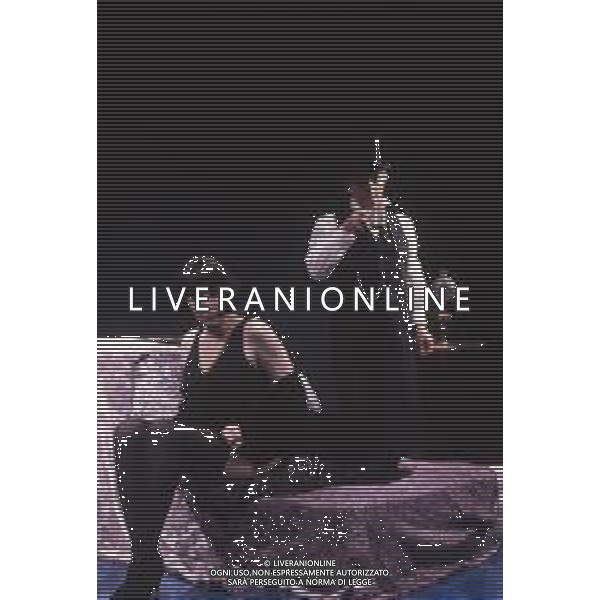 DIAP-RETROSPETTIVA GIORGIO ALBERTAZZI ATTORE NELLA FOTO GIORGIO ALBERTAZZI IN UNA COMMEDIA TEATRALE CON MARIANGELA D\'ABBRACCIO AG ALDO LIVERANI SAS