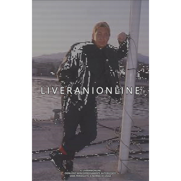 DIAP-RETROSPETTIVA CHRIS REA CANTANTE NELLA FOTO CHRIS REA A SANREMO NELL\'ANNO 1988 AG ALDO LIVERANI SAS