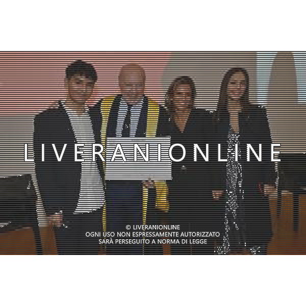 TVRG Laurea Giuseppe Marotta nella foto Giuseppe Marotta con la compagna Mariagrazia e i figli Giovanni ed Elena Milano 26-09-2025 Giuseppe Marotta presidente Inter riceve la laurea Honoris Causa dall\'Università Milano Bicocca foto Roberto Garavaglia/Agenzia Aldo Liverani sas