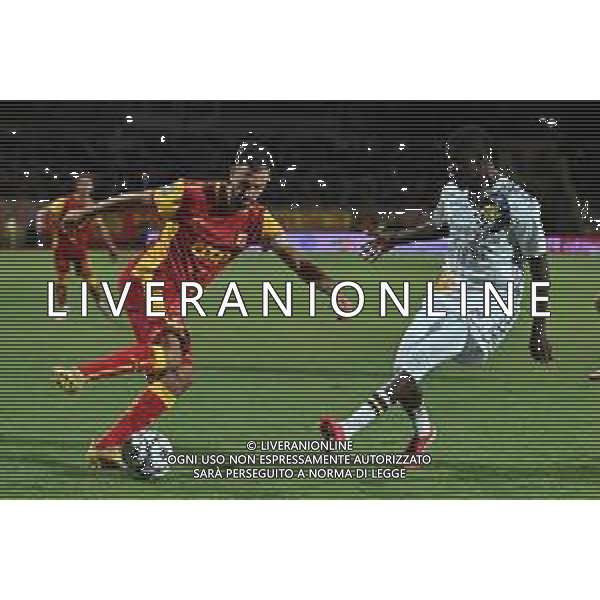 Serie B Bkt 2025-2026 Catanzaro vs Juve Stabia Stadio Nicola Ceravolo Nella foto: Pietro Iemmello e Omar Correa Foto Andrea Rosito @Agenzia Liverani SAS - AGENZIA ALDO LIVERANI SAS