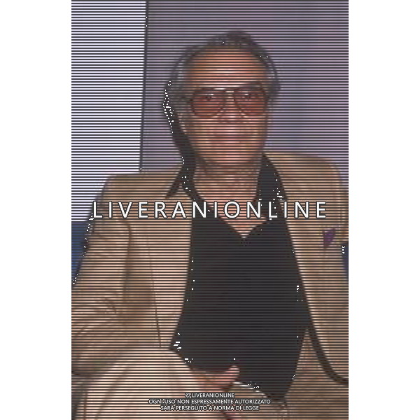 DIAP-RETROSPETTIVA GIORGIO ALBERTAZZI ATTORE NELLA FOTO GIORGIO ALBERTAZZI A MILANO IN TERRAZZA MARTINI ANNI 90 AG ALDO LIVERANI SAS 