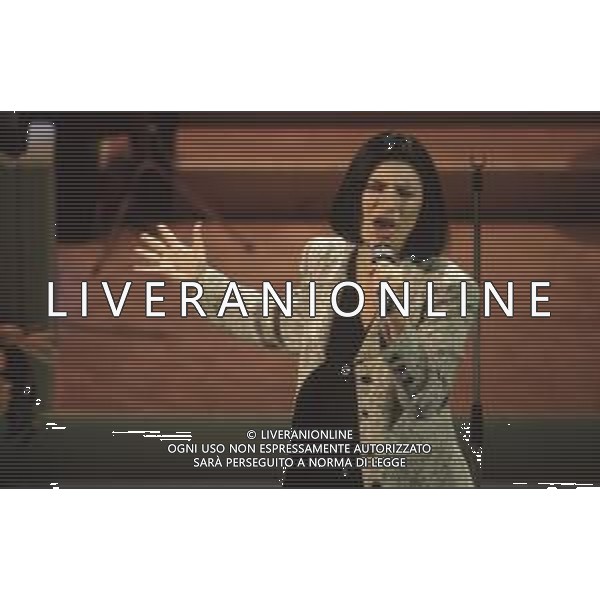 DIAP-RETROSPETTIVA LAURA PAUSINI CANTANTE NELLA FOTO LAURA PAUSINI A SANREMO NELL\'ANNO 1994 AG ALDO LIVERANI SAS