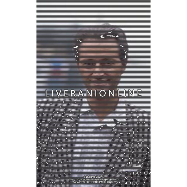 DIAP-RETROSPETTIVA AMEDEO MINGHI CANTANTE NELLA FOTO AMEDEO MINGHI A SAINT VINCENT NELL\'ANNO 1987 AG ALDO LIVERANI SAS