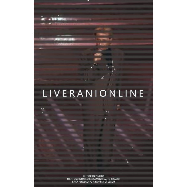 DIAP-RETROSPETTIVA AMEDEO MINGHI CANTANTE NELLA FOTO AMEDEO MINGHI A SANREMO NELL\'ANNO 1991 AG ALDO LIVERANI SAS