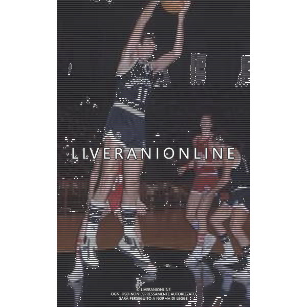 DIAP-1980-1981 CAMPIONATO DI BASKET SERIE A1 SINUDYNE BOLOGNA-BILLY MILANO NELLA FOTO MARQUINOS AG ALDO LIVERANI SAS