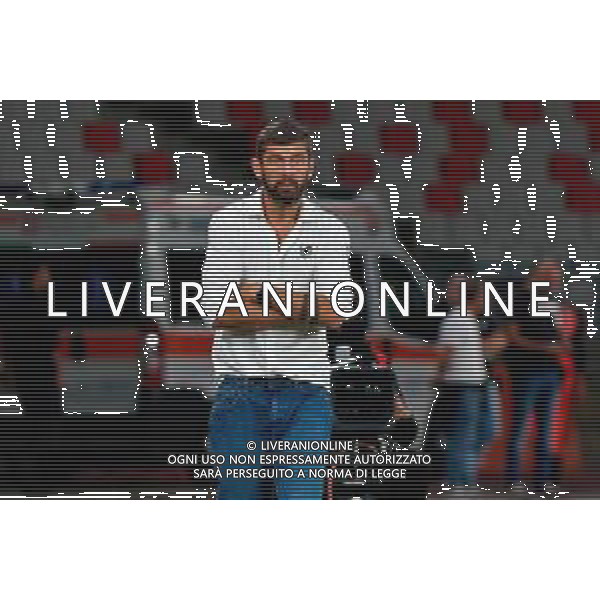 TVEM September 27, 2025 Bari, Italy - SSC Bari vs UC Sampdoria - Italian Soccer Serie B 2025/2026 - San Nicola Stadium. In the pic: coach Massimo Donati of UC Sampdoria foto emmanuele mastrodonato-ag aldo liverani sas