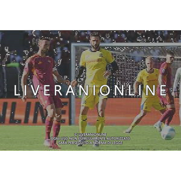 TVPG AS Roma vs Hellas Verona Fc nella foto Bryan Cristante (As Roma) e Roberto Gagliardini 28-09-2025 Stadio Olimpico, Roma (ITA) - Serie A Enilive 2025/26 Quinta Giornata ©TVPG Pasquale Golia - AGENZIA ALDO LIVERANI SAS