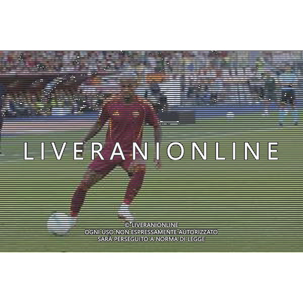Wesley of AS Roma play the ball during AS Roma vs Hellas Verona FC, 5° Serie A Enilive 2025-26 game at Olimpic stadium in Roma (RM), Italy, on September 28, 2025. (Photo by Davide Casentini) - AGENZIA ALDO LIVERANI SAS