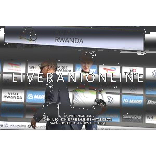 28-09-2025 World Championships Elite; 2025, Uae Team Emirates - Xrg; Pogacar, Tadej; Kagame Paul; Kigali; ©SIROTTI - AGENZIA ALDO LIVERANI SAS