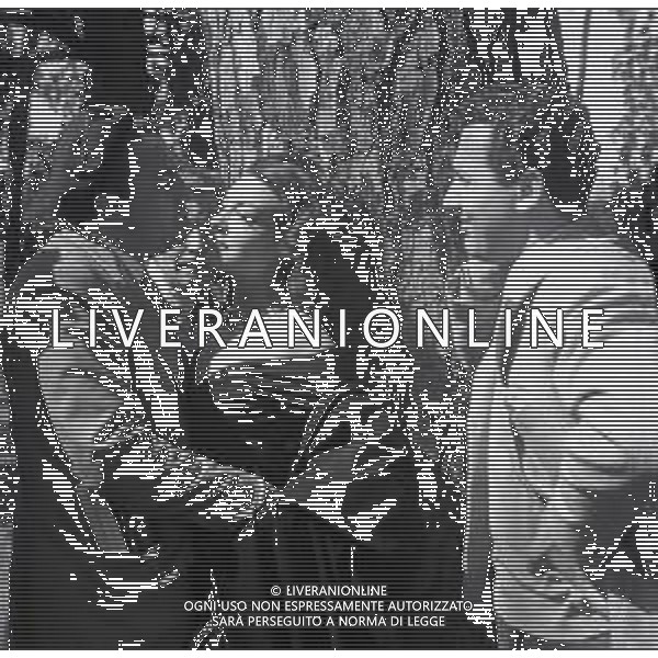 NEG-Federico Fellini regista, sceneggiatore, scrittore e fumettista italiano - Retrospettiva nella foto durante le riprese del film \' I Vitelloni \' con Alberto Sordi © Archivio / AGENZIA ALDO LIVERANI SAS