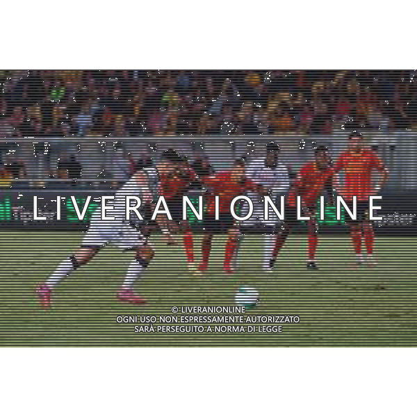 TVEM September 28, 2025 Lecce, Italy - US Lecce vs Bologna FC - Italian soccer serie A 2025/26 - Via Del Mare Stadium. In the pic: Riccardo Orsolini of Bologna FC score the goal on penalty ©TVEM Mastrodonato Emmanuele - AGENZIA ALDO LIVERANI SAS