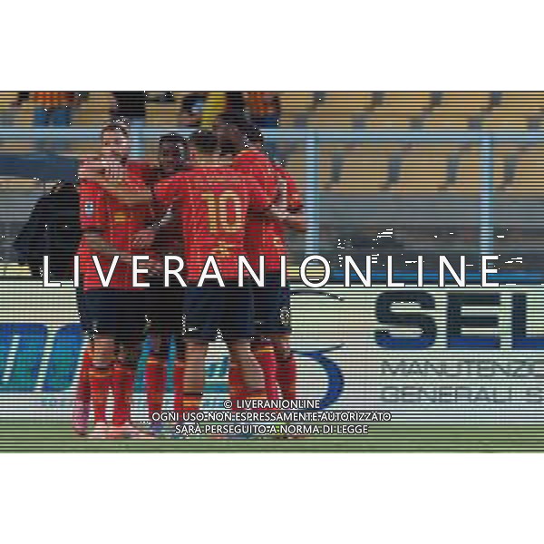 TVEM September 28, 2025 Lecce, Italy - US Lecce vs Bologna FC - Italian soccer serie A 2025/26 - Via Del Mare Stadium. In the pic: Lassana Coulibaly of US Lecce celebrates after scoring a goal with teammates ©TVEM Mastrodonato Emmanuele - AGENZIA ALDO LIVERANI SAS