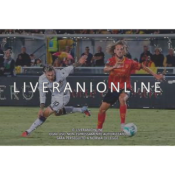 TVEM September 28, 2025 Lecce, Italy - US Lecce vs Bologna FC - Italian soccer serie A 2025/26 - Via Del Mare Stadium. In the pic: Antonino Gallo of US Lecce in action against Federico Bernardeschi of Bologna FC ©TVEM Emmanuele Mastrodonato - AGENZIA ALDO LIVERANI SAS