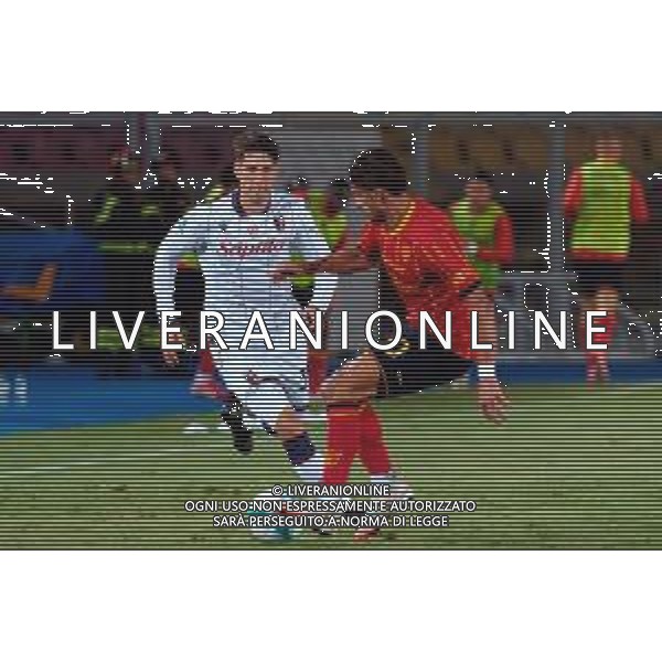 TVEM September 28, 2025 Lecce, Italy - US Lecce vs Bologna FC - Italian soccer serie A 2025/26 - Via Del Mare Stadium. In the pic: Juan Miranda of Bologna FC in action against Santiago Pierotti of US Lecce ©TVEM Emmanuele Mastrodonato - AGENZIA ALDO LIVERANI SAS