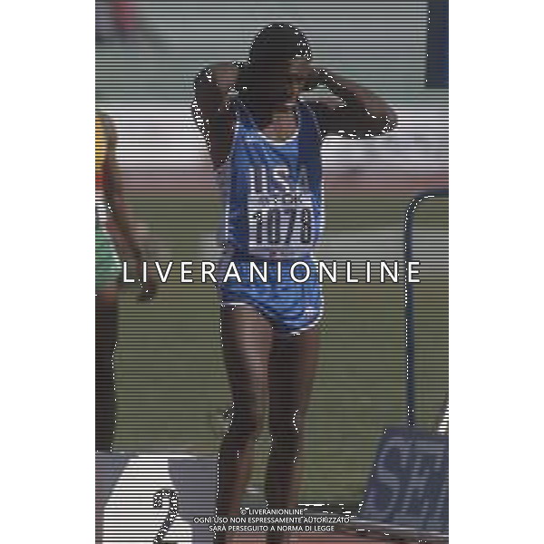 DIAP-RETROSPETTIVA HARRY LEE REYNOLDS ATLETA NELLA FOTO HARRY LEE REYNOLDS AI MONDIALI DI ATLETICA A ROMA NELL\'ANNO 1987 AG ALDO LIVERANI SAS
