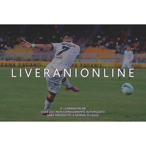 TVEM September 28, 2025 Lecce, Italy - US Lecce vs Bologna FC - Italian soccer serie A 2025/26 - Via Del Mare Stadium. In the pic: Riccardo Orsolini of Bologna FC FOTO EMMANUELE MASTRODONATO-AG ALDO LIVERANI SAS