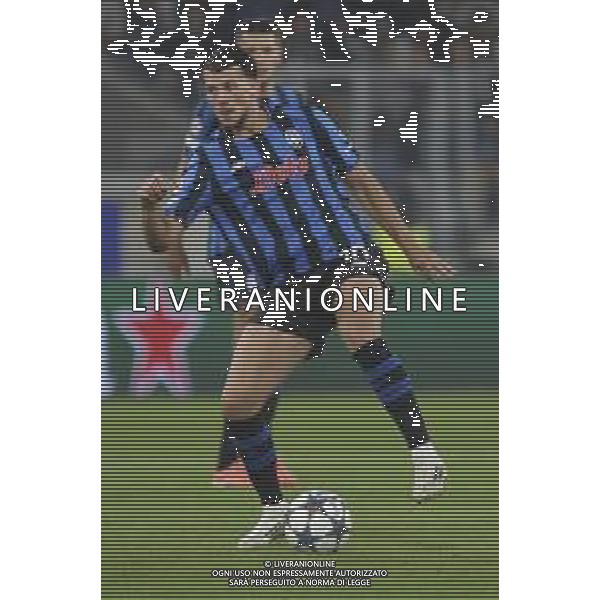 Lazar Samardzic of Atalanta BC play the ball during Atalanta BC vs Club Brugge, Chanpions League 2025-26 League phase, Matchday 2°, game at New Balance Arena in Bergamo (BG), Italy, on September 30, 2025. (Photo by Davide Casentini)- AGENZIA ALDO LIVERANI SAS
