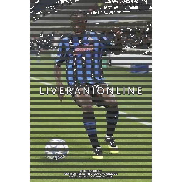 Kamal Deen Sulemana "Kamaldeen" of Atalanta BC play the ball during Atalanta BC vs Club Brugge, Chanpions League 2025-26 League phase, Matchday 2°, game at New Balance Arena in Bergamo (BG), Italy, on September 30, 2025. (Photo by Davide Casentini)- AGENZIA ALDO LIVERANI SAS