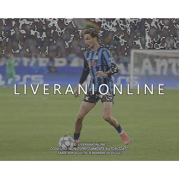 Lorenzo Bernasconi of Atalanta FC play the ball during Atalanta BC vs Club Brugge, Chanpions League 2025-26 League phase, Matchday 2°, game at New Balance Arena in Bergamo (BG), Italy, on September 30, 2025. (Photo by Davide Casentini)- AGENZIA ALDO LIVERANI SAS