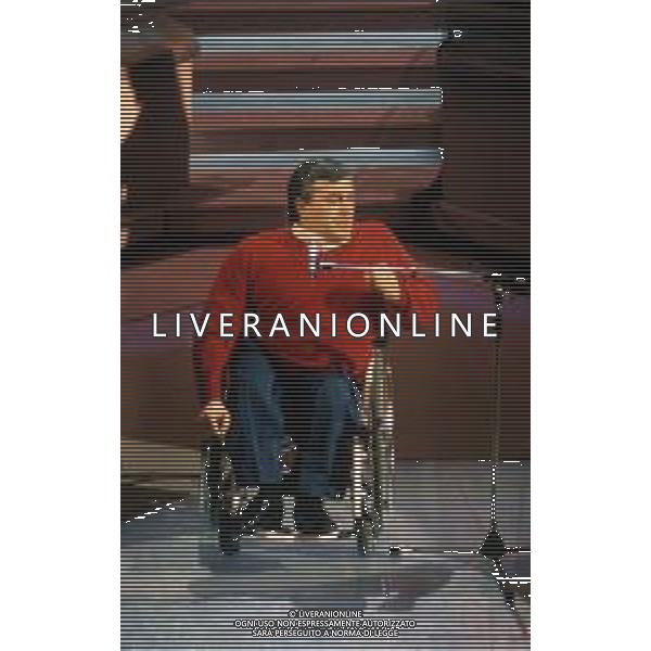DIAP-RETROSPETTIVA PIERANGELO BERTOLI CANTANTE NELLA FTO PIERANGELO BERTOLI AL FESTIVAL DI SANREMO NELL\'ANNO 1992 AG ALDO LIVERANI SAS
