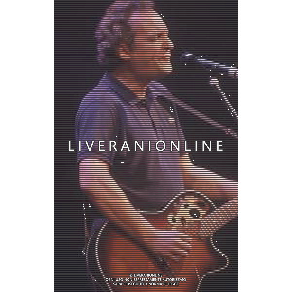DIAP-RETROSPETTIVA EUGENIO FINARDI CANTANTE NELLA FOTO EUGENIO FINARDI NELL\'ANNO 1992 AG ALDO LIVERANI SAS